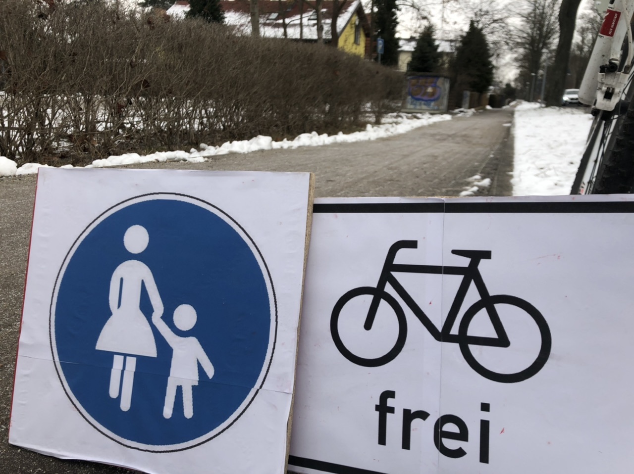 Radverkehr: Gehweg zwischen Peterhagen und Eggersdorf freigeben